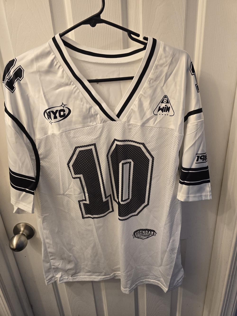 SHEIN White and Black Mesh Football Jersey with '10' Graphic